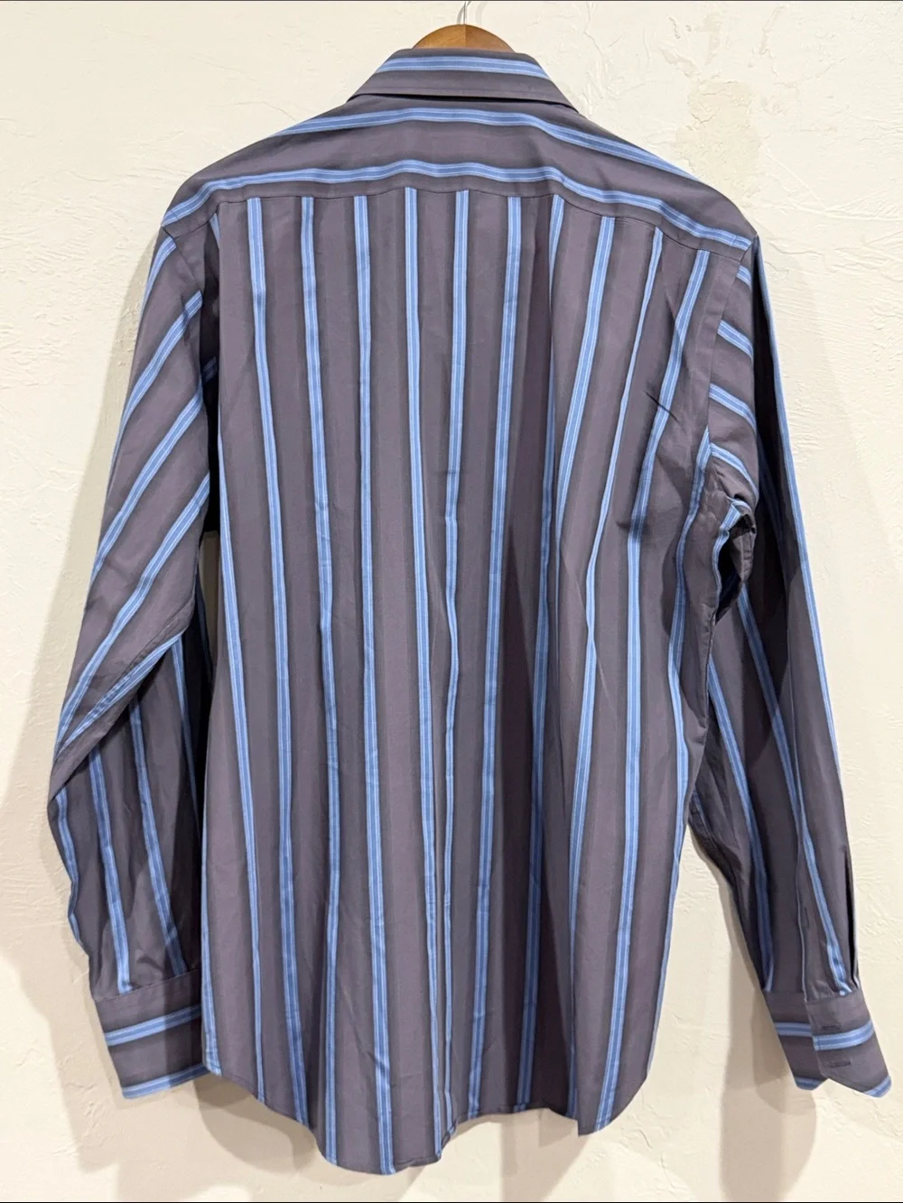 Thomas Dean Men's Long Sleeve Woven Dress Shirt – Size Large (L/G) – Gray & Blue